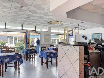 Loja para Venda em Albufeira e Olhos de Água