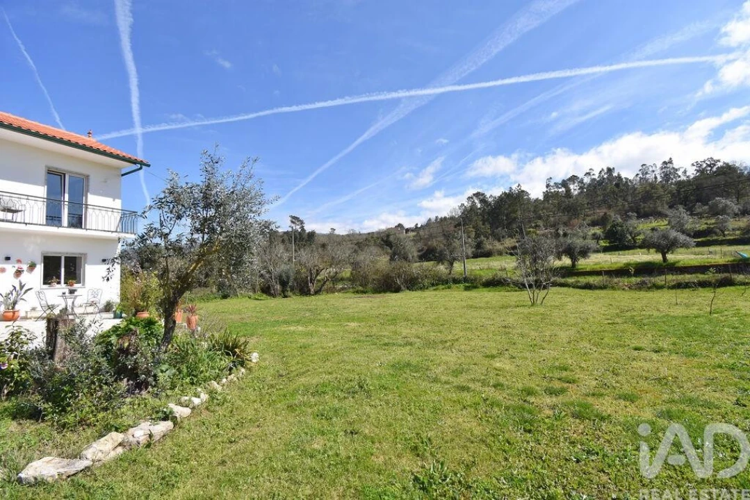 Moradia T5 para Venda em Cumeeira Foto 35