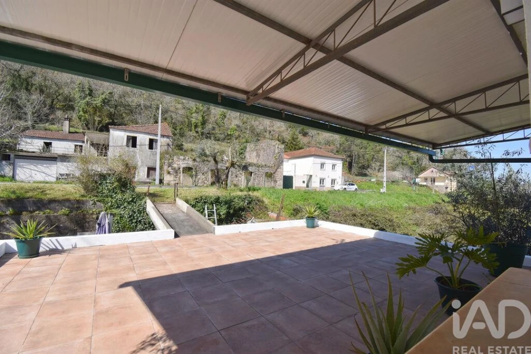 Moradia T5 para Venda em Cumeeira Foto 14