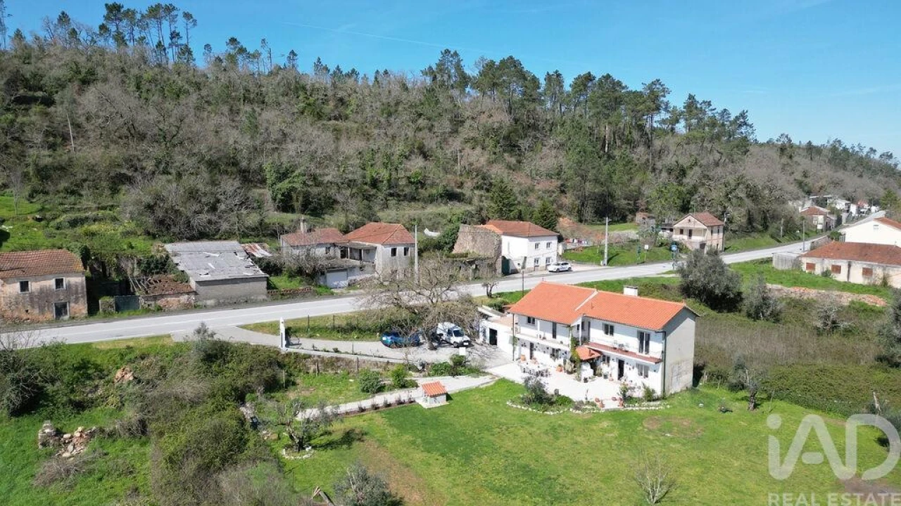 Moradia T5 para Venda em Cumeeira Foto 40