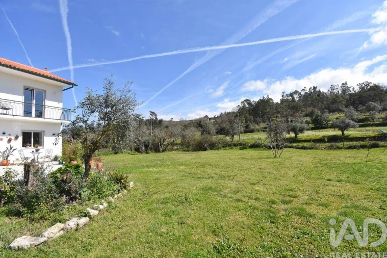 Moradia T5 para Venda em Cumeeira Foto 35