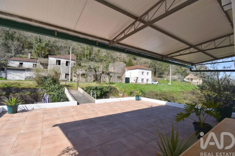 Moradia T5 para Venda em Cumeeira Foto 14