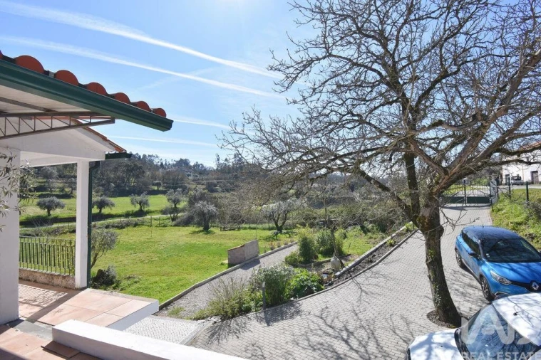 Moradia T5 para Venda em Cumeeira Foto 18