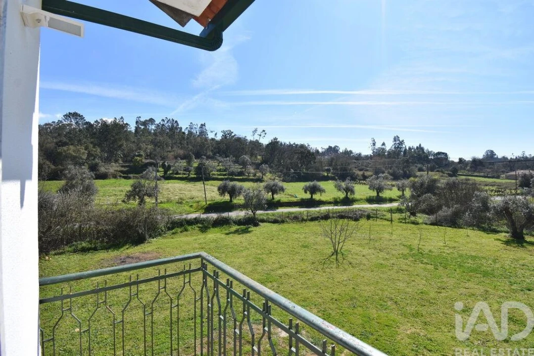 Moradia T5 para Venda em Cumeeira Foto 25