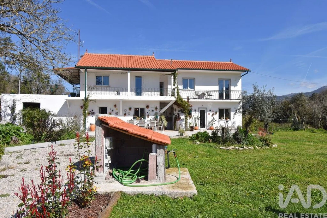 Moradia T5 para Venda em Cumeeira Foto 6