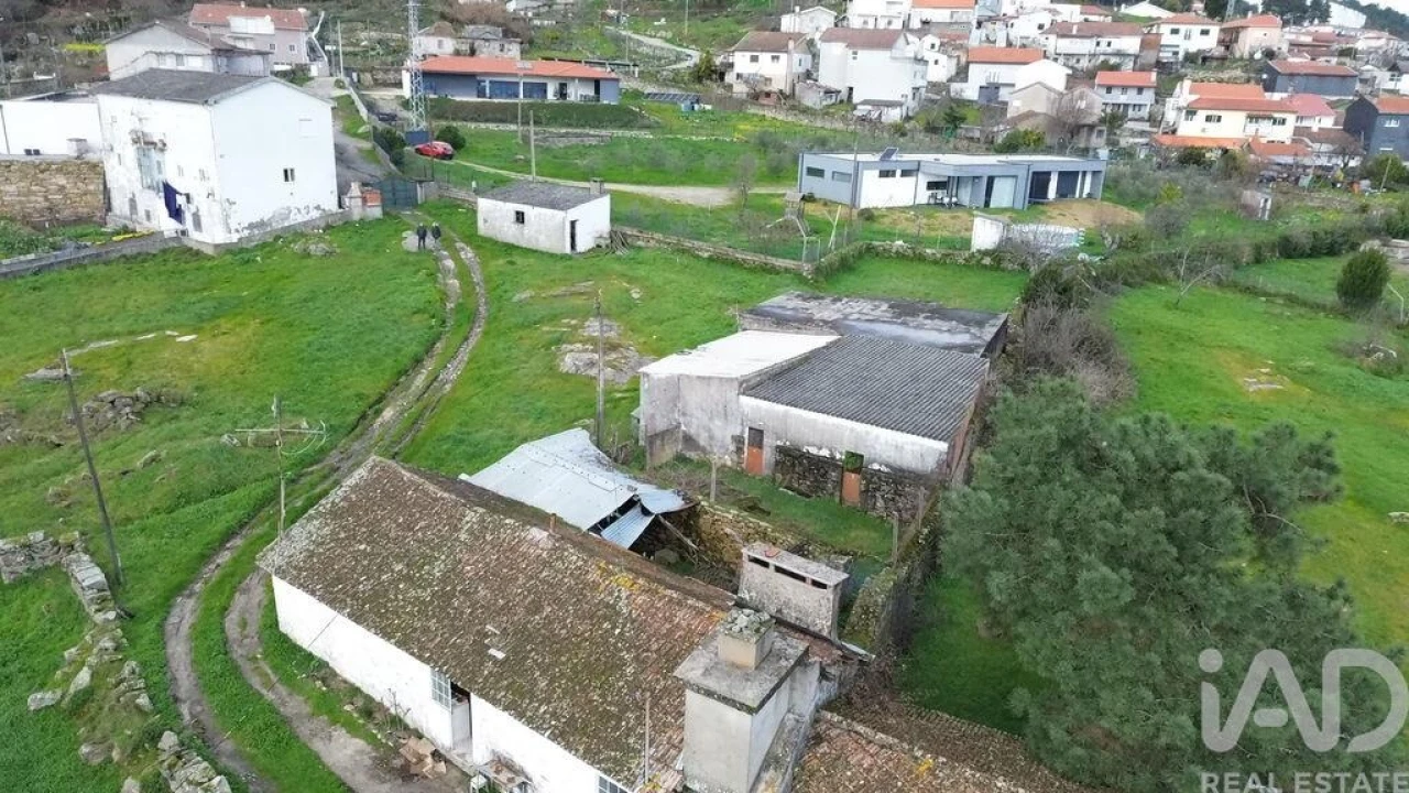 Terreno para Venda em Alijo Foto 15