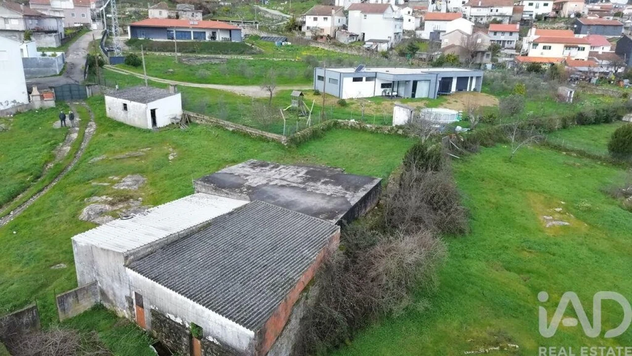 Terreno para Venda em Alijo Foto 13