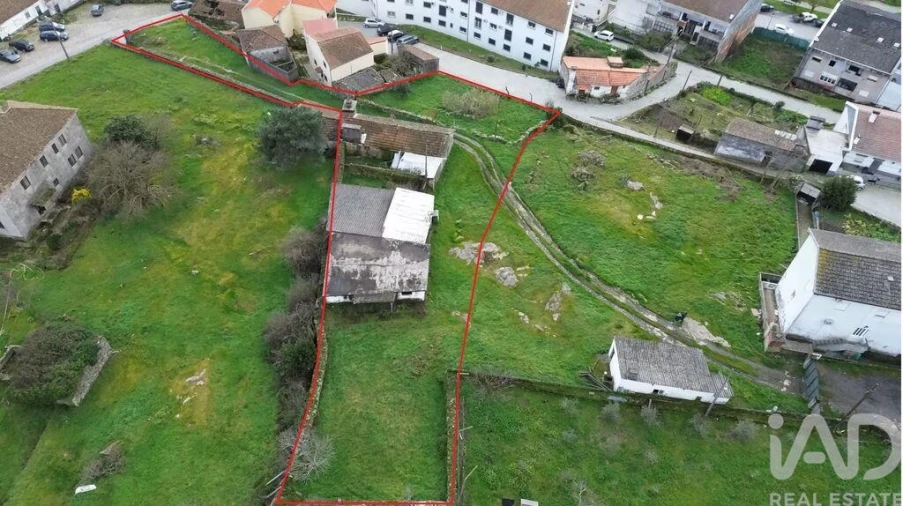 Terreno para Venda em Alijo Foto 1