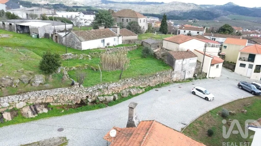 Terreno para Venda em Alijo Foto 11