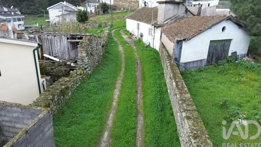Terreno para Venda em Alijo Foto 12