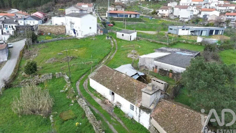 Terreno para Venda em Alijo Foto 4