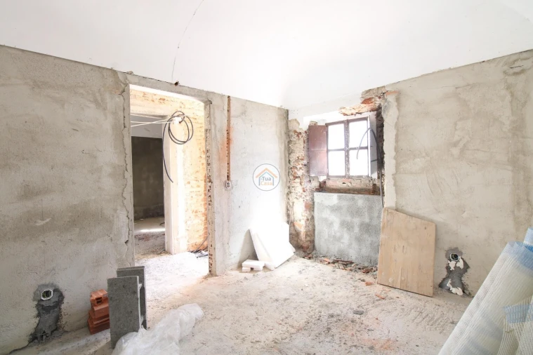 Moradia T3 para Venda em Santiago Maior Foto 4