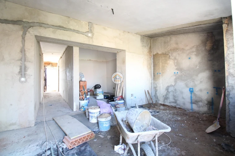 Moradia T3 para Venda em Santiago Maior Foto 6