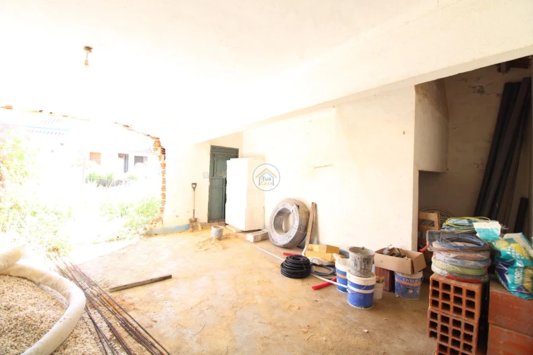 Moradia T3 para Venda em Santiago Maior Foto 21