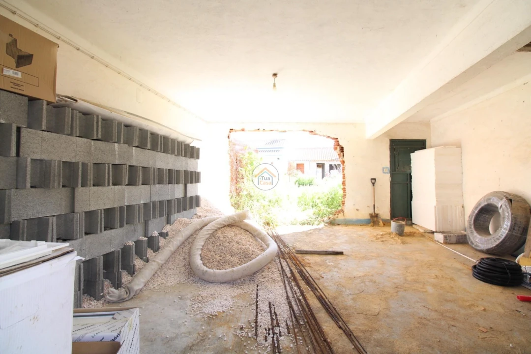 Moradia T3 para Venda em Santiago Maior Foto 20