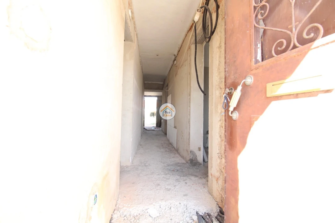 Moradia T3 para Venda em Santiago Maior Foto 2