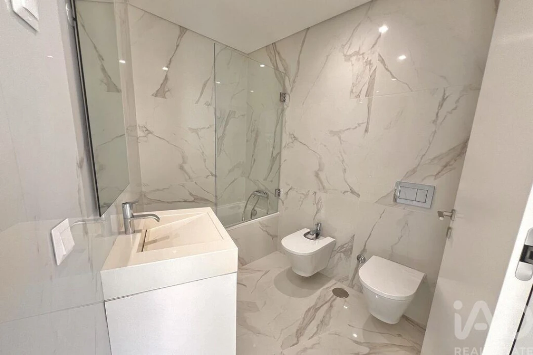 Apartamento T2 para Arrendamento em Santa Maria, São Pedro e Matacães Foto 12