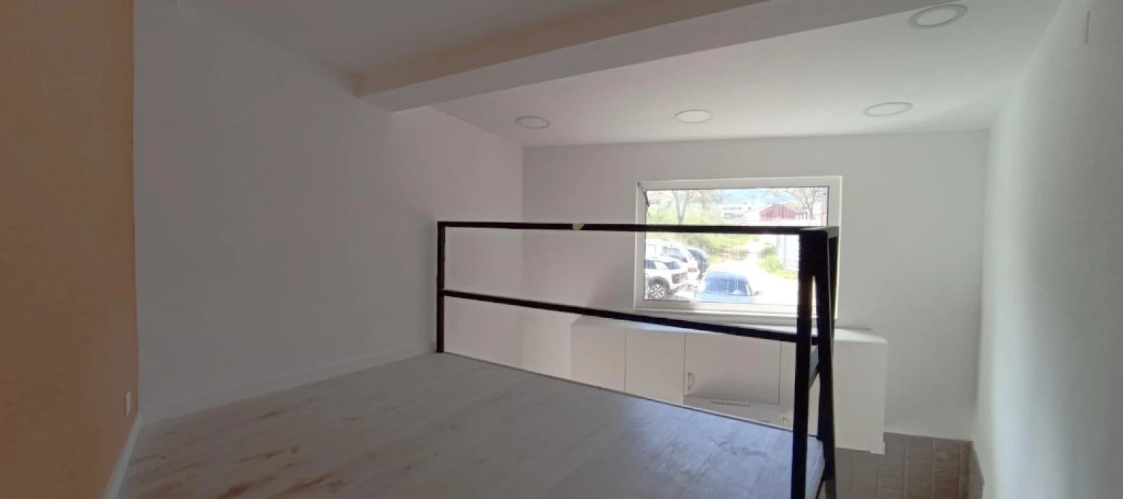 Moradia T4 para Venda em Santo Antonio dos Olivais Foto 4