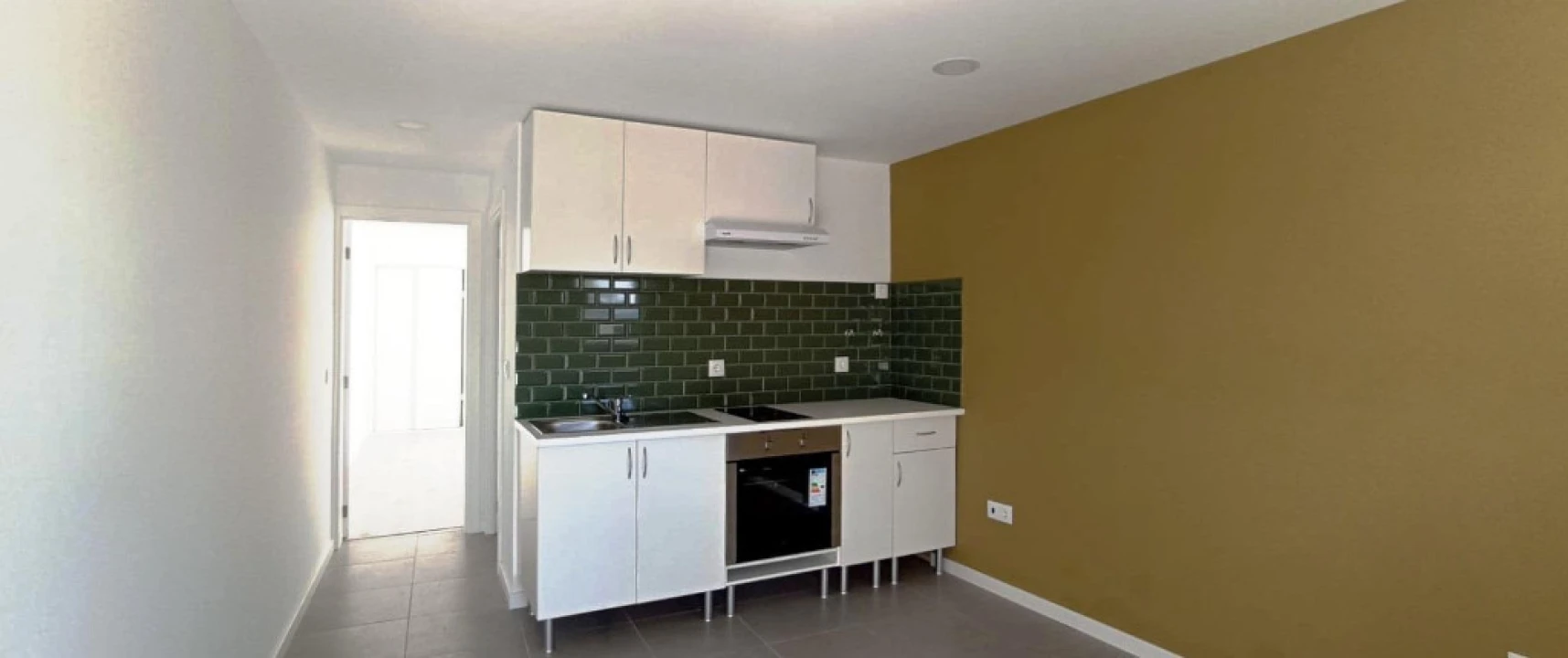 Moradia T4 para Venda em Santo Antonio dos Olivais Foto 11