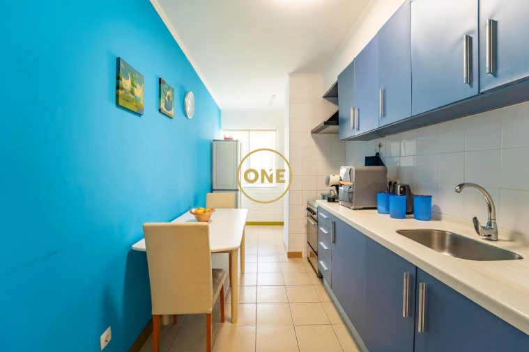 Apartamento T3 para Venda em Arrifes Foto 13