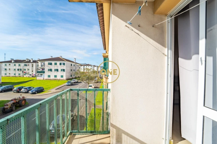 Apartamento T3 para Venda em Arrifes Foto 14