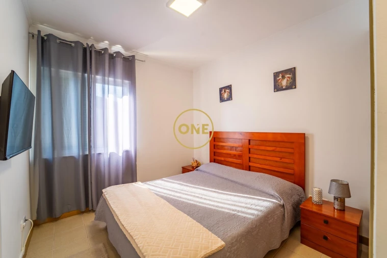 Apartamento T3 para Venda em Arrifes Foto 7