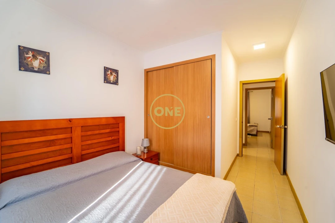 Apartamento T3 para Venda em Arrifes Foto 8