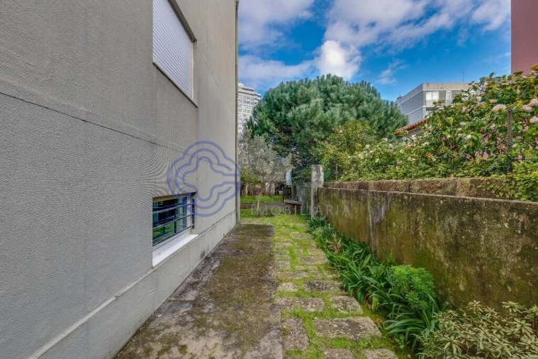 Moradia T3 para Venda em Ramalde Foto 8