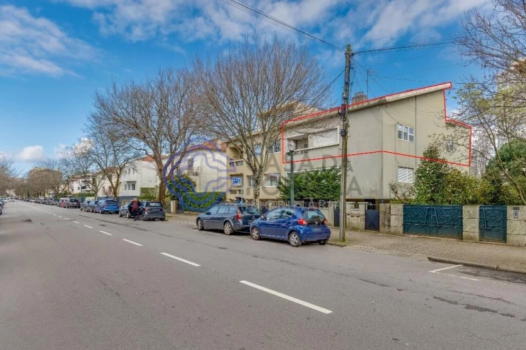 Moradia T3 para Venda em Ramalde Foto 3