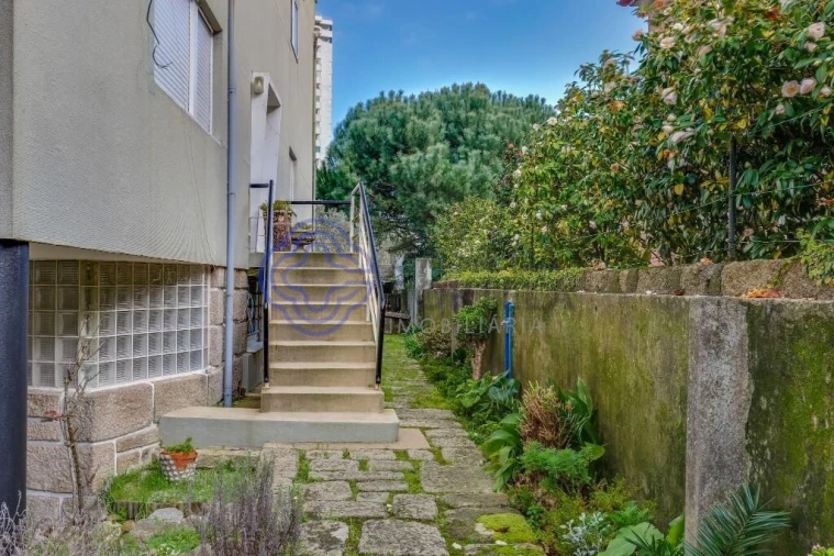 Moradia T3 para Venda em Ramalde Foto 7