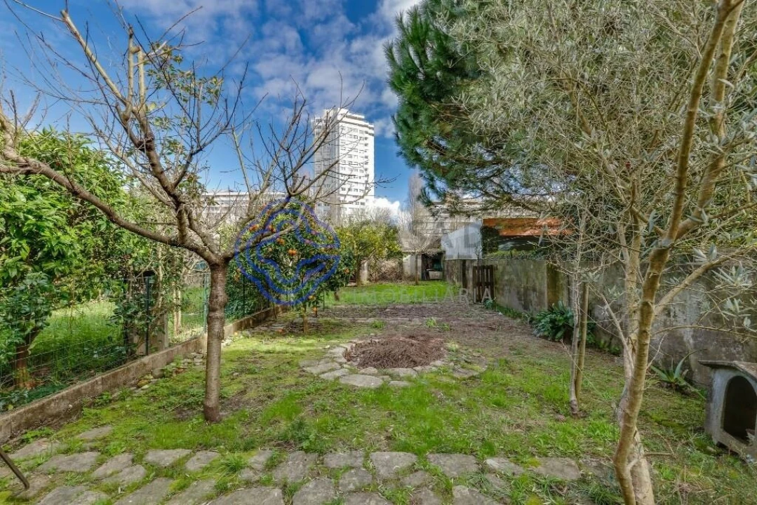 Moradia T3 para Venda em Ramalde Foto 11