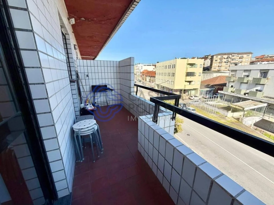Apartamento T2 para Venda em Ermesinde Foto 3