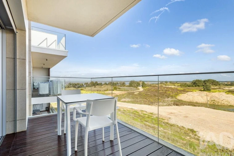 Apartamento T3 para Venda em Alcochete Foto 24