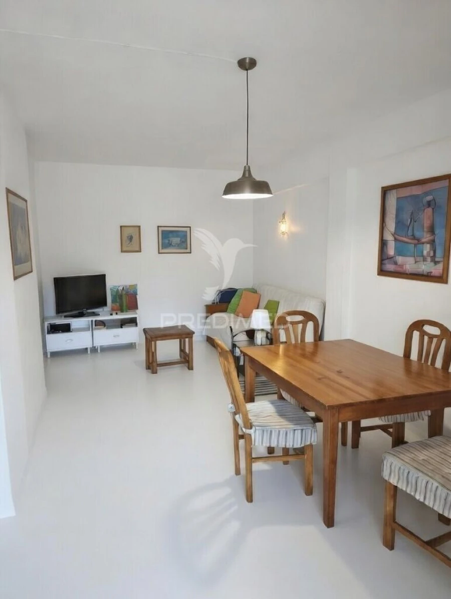 Apartamento T1 para Venda em Quarteira Foto 2