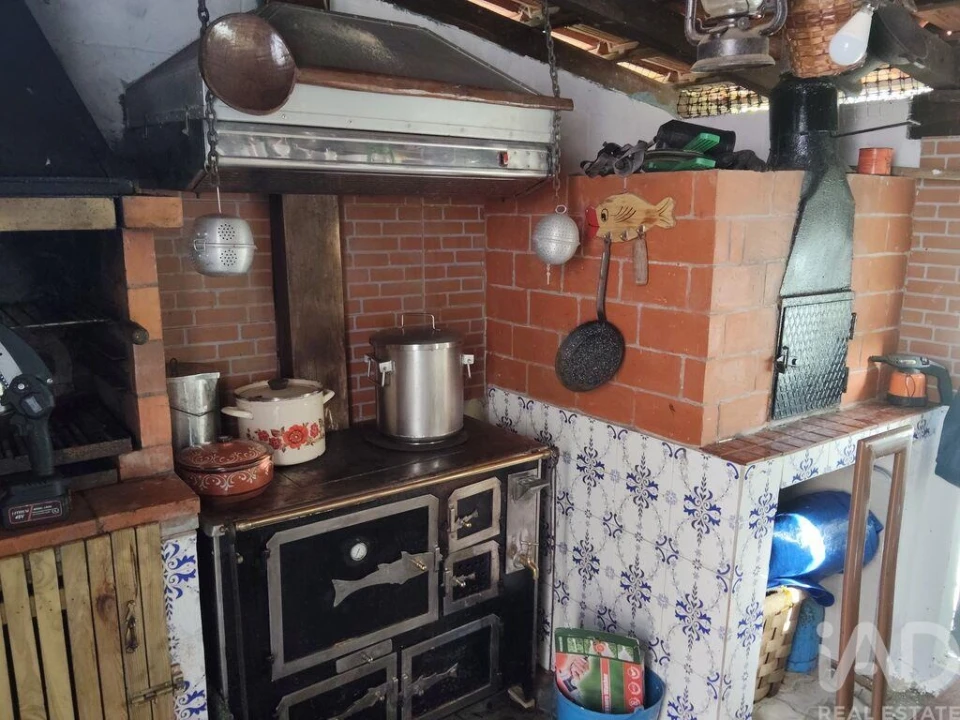 Moradia T4 para Venda em Alvares Foto 8