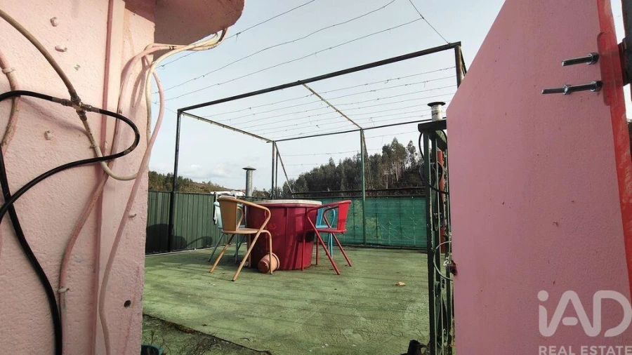 Moradia T4 para Venda em Alvares Foto 35