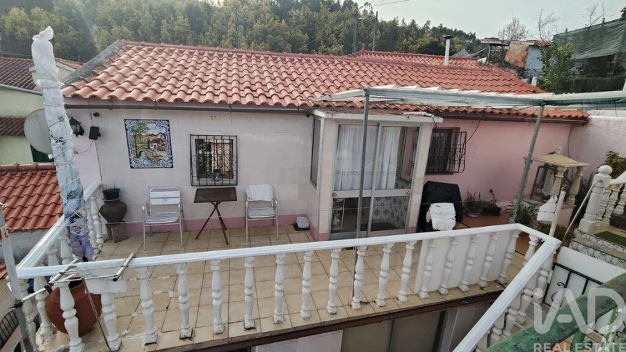 Moradia T4 para Venda em Alvares Foto 21