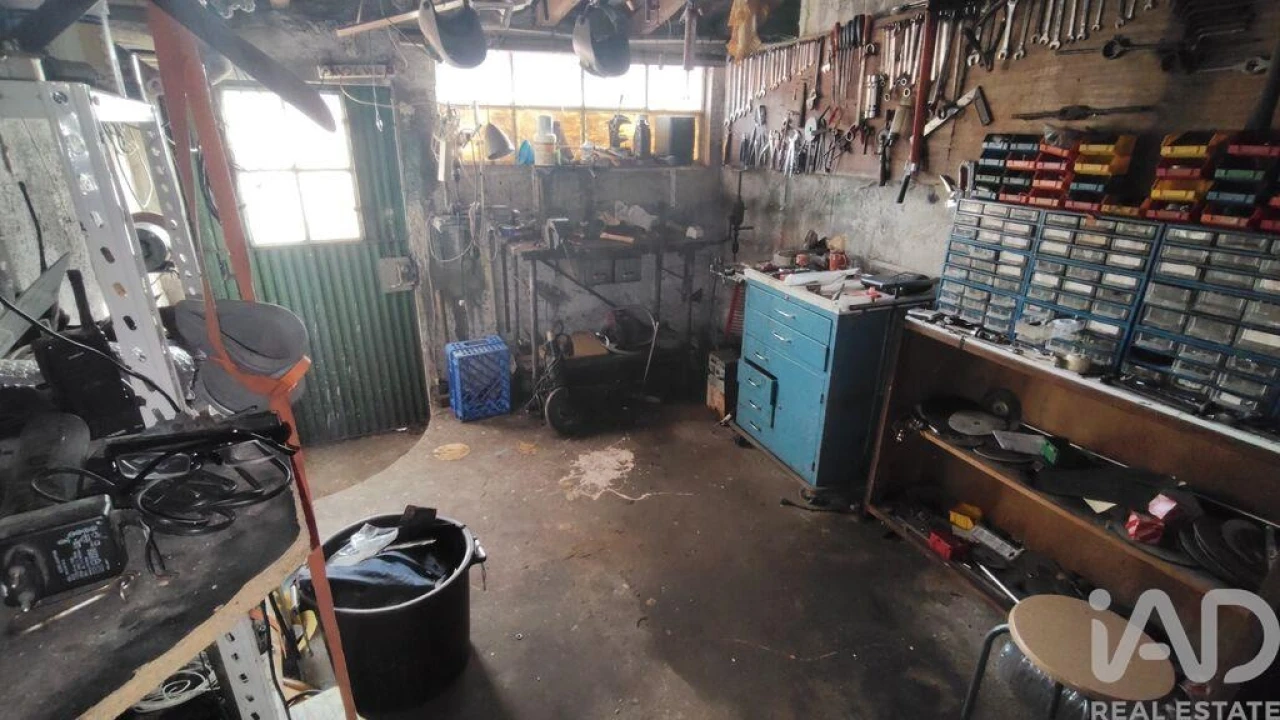 Moradia T4 para Venda em Alvares Foto 30