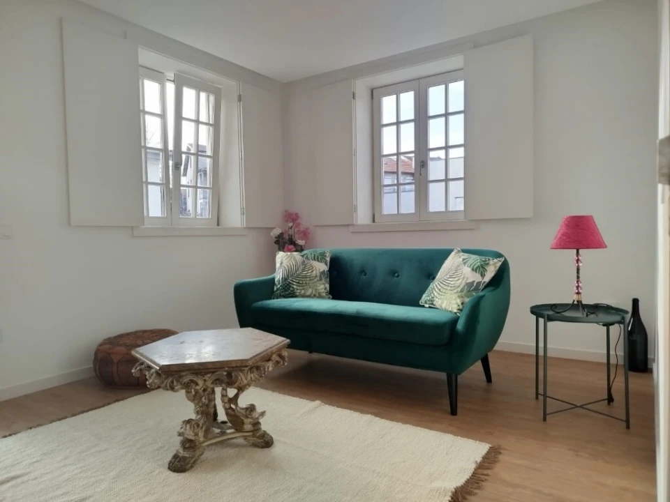 Moradia T4 para Arrendamento férias em Oliveira, São Paio e São Sebastião Foto 2