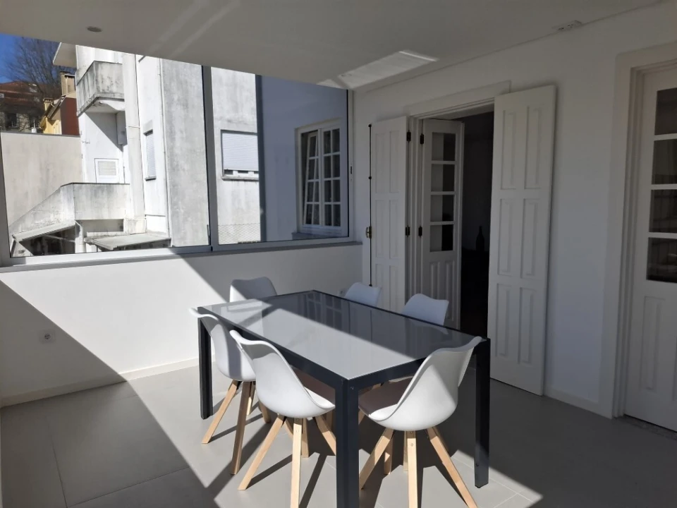 Moradia T4 para Arrendamento férias em Oliveira, São Paio e São Sebastião Foto 4