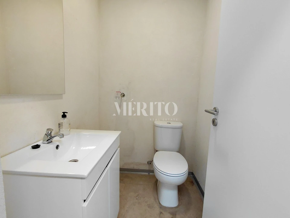 Armazém para Arrendamento em Areias de Vilar e Encourados Foto 17