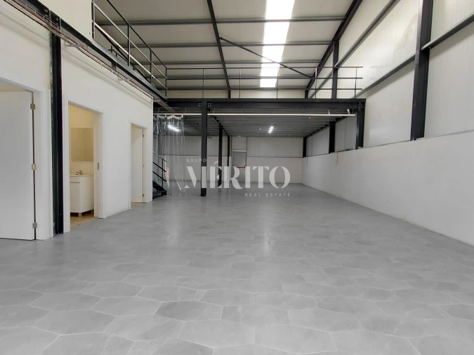 Armazém para Arrendamento em Areias de Vilar e Encourados Foto 6