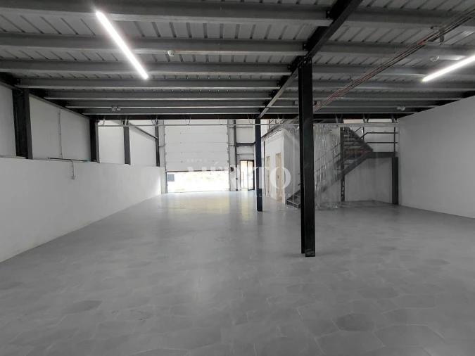 Armazém para Arrendamento em Areias de Vilar e Encourados Foto 4