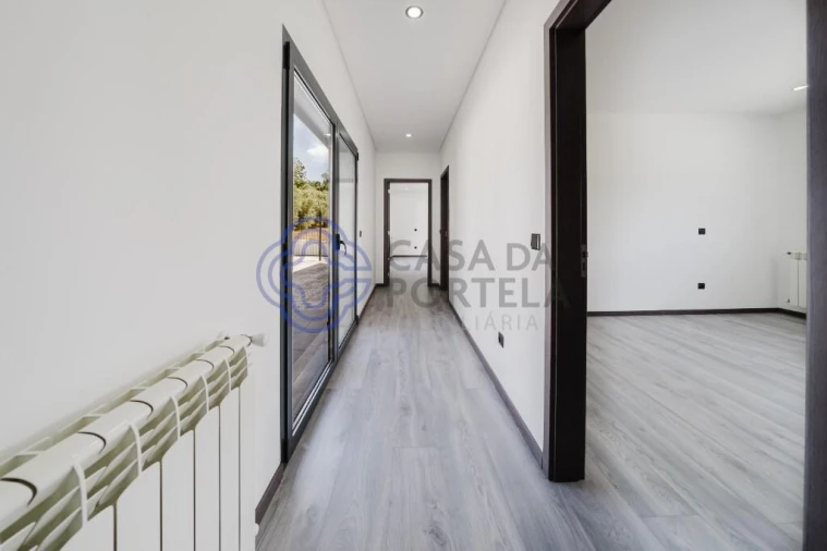 Moradia T3 para Venda em Bidoeira de Cima Foto 33