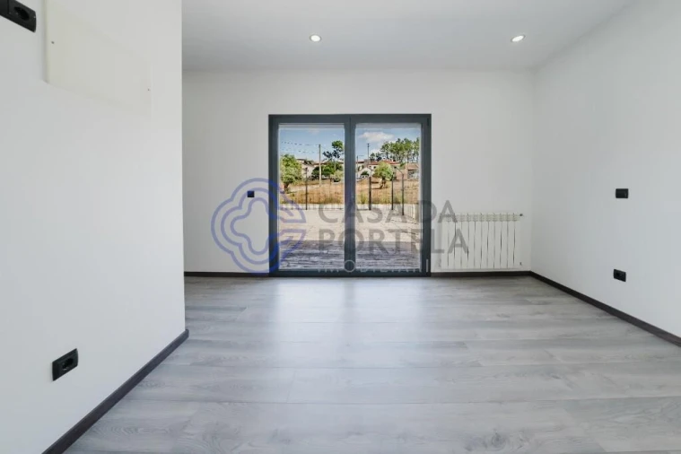 Moradia T3 para Venda em Bidoeira de Cima Foto 48