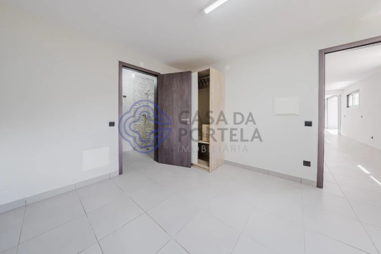 Moradia T3 para Venda em Bidoeira de Cima Foto 52