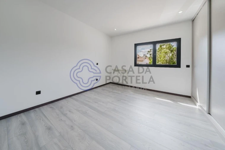 Moradia T3 para Venda em Bidoeira de Cima Foto 34