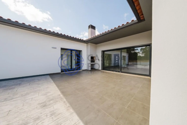 Moradia T3 para Venda em Bidoeira de Cima Foto 25