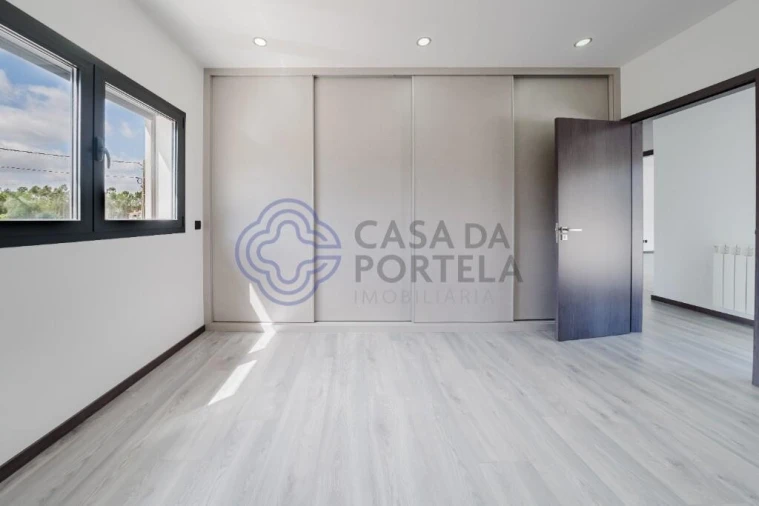 Moradia T3 para Venda em Bidoeira de Cima Foto 35