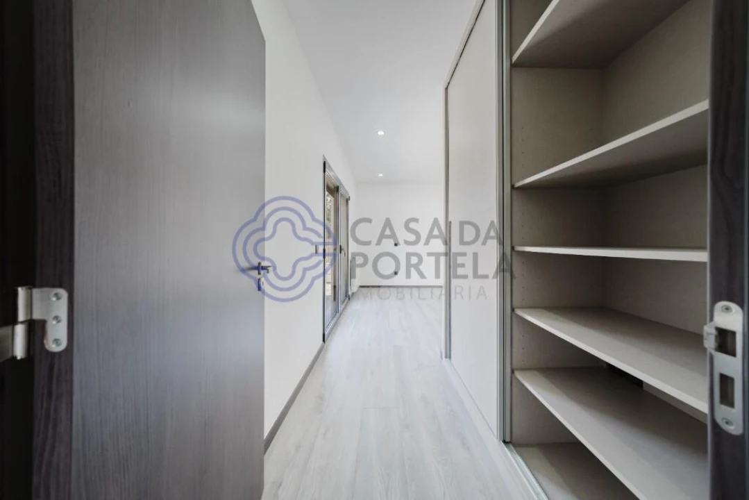 Moradia T3 para Venda em Bidoeira de Cima Foto 40